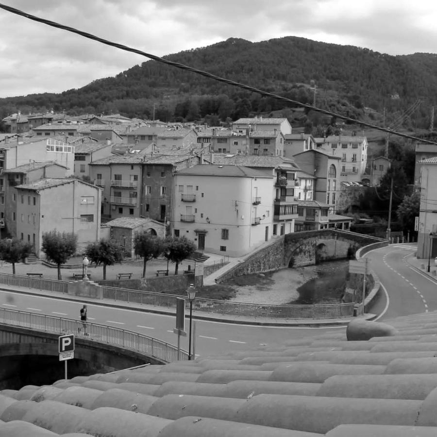 Hostal Fonda Cerdanya La Pobla de Lillet Luaran gambar