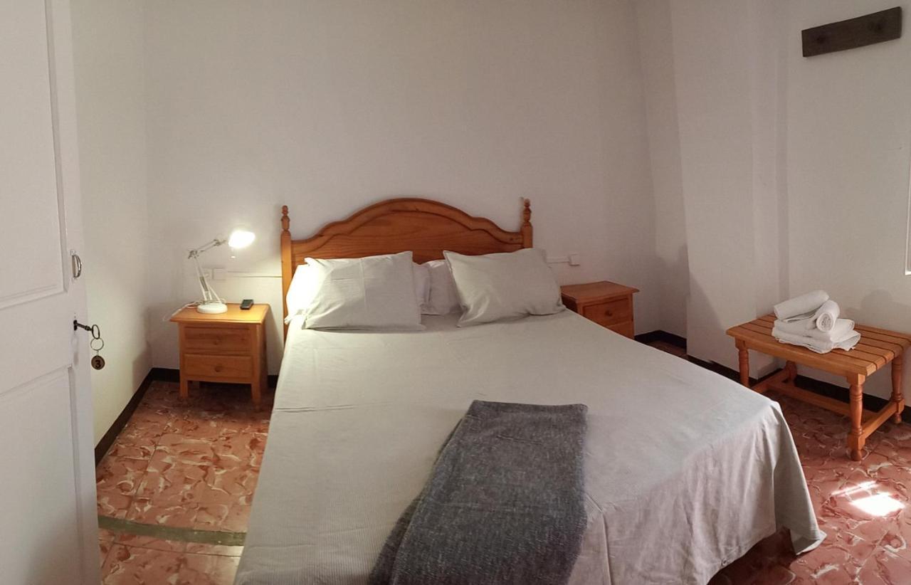 Hostal Fonda Cerdanya La Pobla de Lillet Luaran gambar